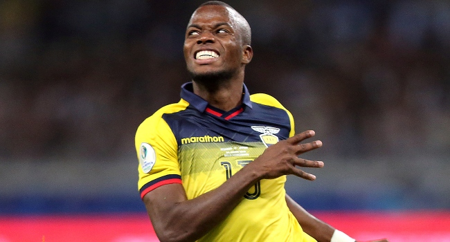 Ekvadorlu forvet Enner Valencia’nın transfer edilmesini istedi