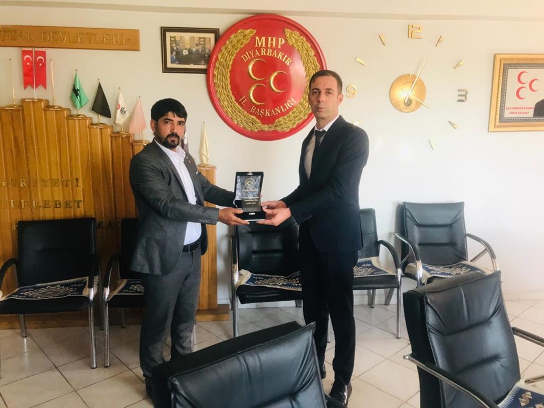 Aziz Akkuş`tan MHP İl Başkanı Cihan Kayaalp `a ziyaret