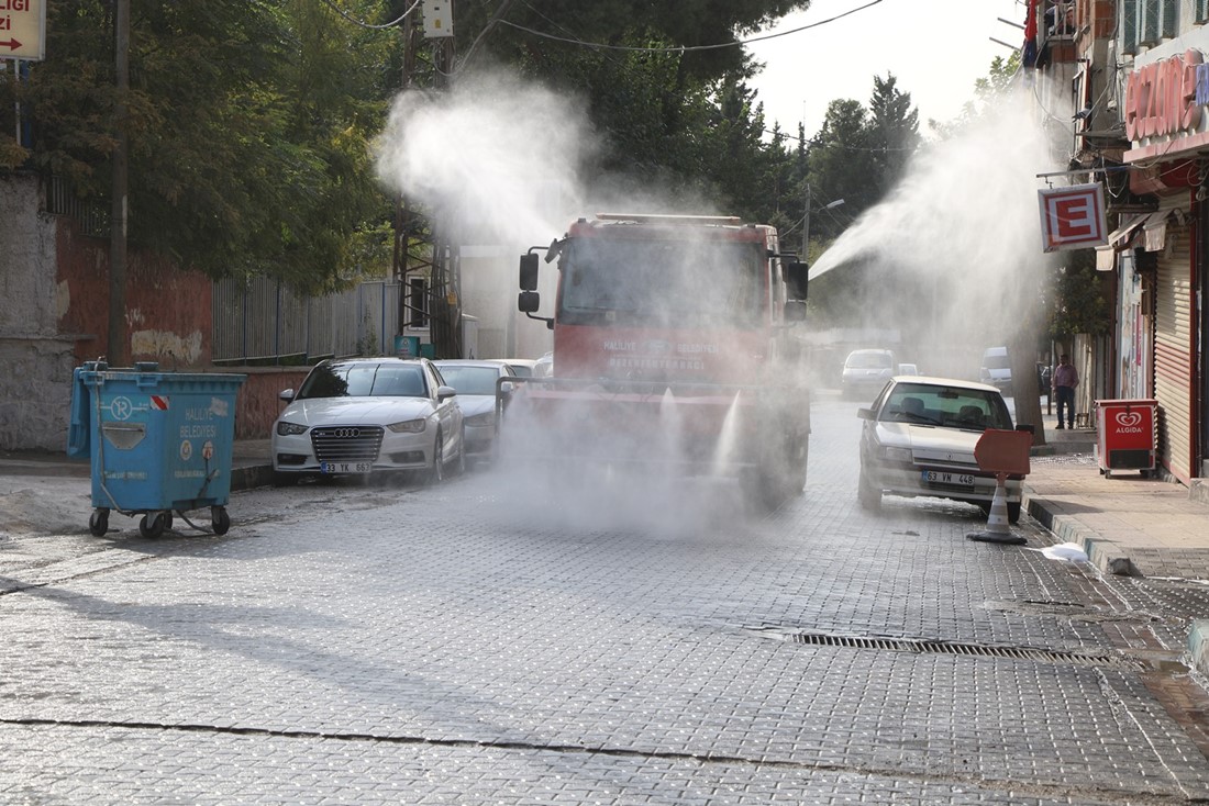 HALİLİYE, GÜÇLÜ TEMİZLİK FİLOSU İLE HER SOKAKTA!