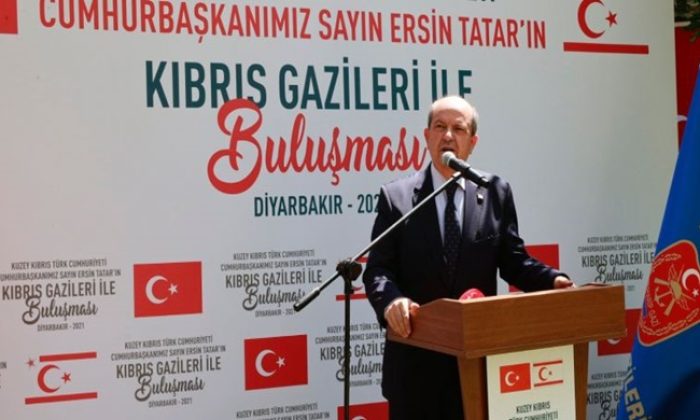 Cumhurbaşkanı Tatar, Diyarbakır’da düzenlenen etkinlikte Kıbrıs Gazileri ile buluştu