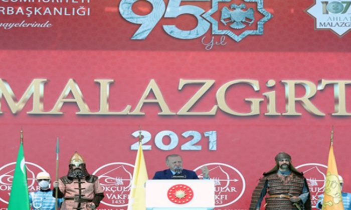 “Türkiye, büyük bir medeniyet mirasının bugünkü varisi olarak yeni bir şahlanış içindedir”