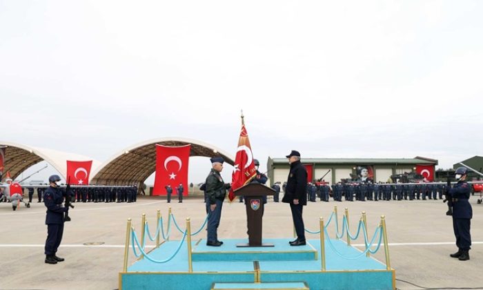 Bakan Akar, “İHA’ların Yuvasında” Konuştu: “Bu Yılın Başından İtibaren Etkisiz Hâle Getirilen Terörist Sayısı 2 Bin 631 Oldu”