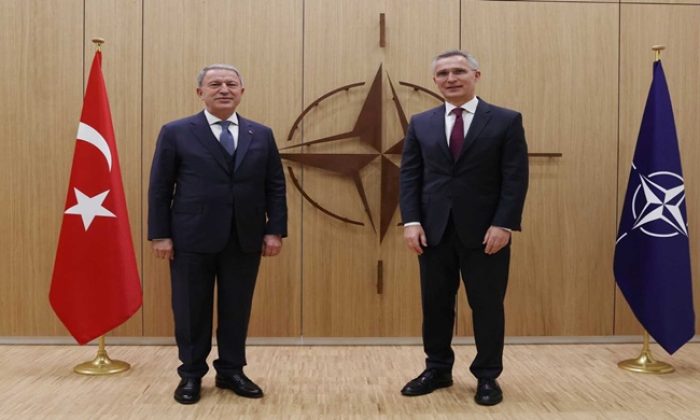 NATO Genel Sekreteri Jens Stoltenberg, Türkiye’nin NATO Üyeliğinin 70’inci Yıl Dönümü Dolayısıyla Millî Savunma Bakanı Hulusi Akar’ı Kutladı