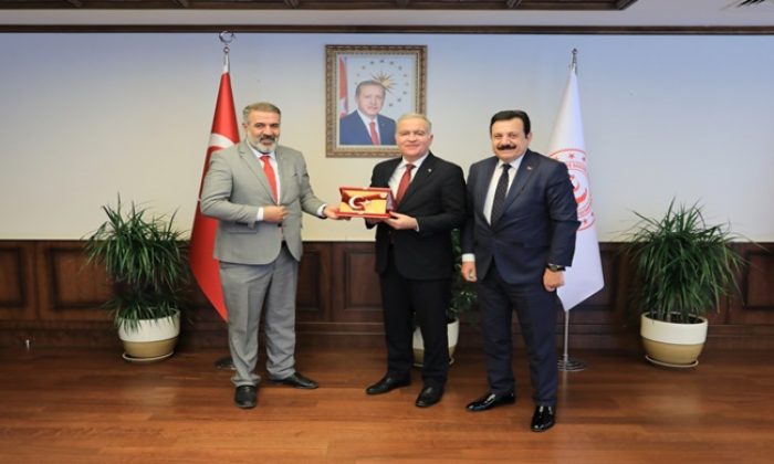 1453 KRAL MEDYA ANKARA TEMSİLCİMİZ FATİH ÖZBEK ‘DEN AİLE VE SOSYAL HİZMETLER BAKAN YARDIMCISI İSMAİL ERGÜNEŞ ‘E ZİYARET