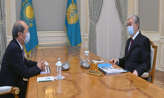 Kassym-Jomart Tokayev receives President of Nazarbayev University Shigeo Katsu