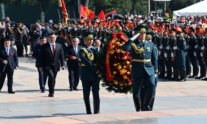 В Бишкеке состоялся митинг-реквием по случаю 77-летия Победы в Великой Отечественной войне