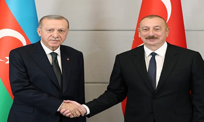 Cumhurbaşkanı Erdoğan, Azerbaycan Cumhurbaşkanı Aliyev ile bir araya geldi