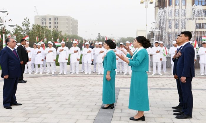 Dangara bölgesindeki Khatlon Devlet Tıp Üniversitesi ana binasının açılışı