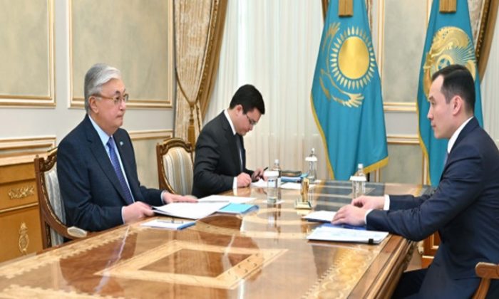 Devlet başkanı, NC QazaqGaz JSC Yönetim Kurulu Başkanı Sanzhar Zharkeshov’u kabul etti
