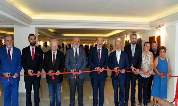 Cumhurbaşkanı Ersin Tatar, YDÜ Güzel Sanatlar Temmuz Sergisinin açılışını yaptı