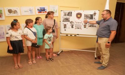Zaporozhye bölgesinde “Birleşik Rusya” Devlet Trafik Güvenliği Müfettişliği Günü nedeniyle çocuk çizimleri yarışması düzenledi