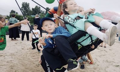 При поддержке «Единой России» в селе Таскаево Новосибирской области установили новую детскую площадку