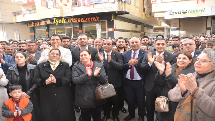 YENİ CHP BİRECİK İLÇE BAŞKANLIĞI BİNASININ AÇILIŞI GÖRKEMLİ BİR ŞEKİLDE YAPILDI