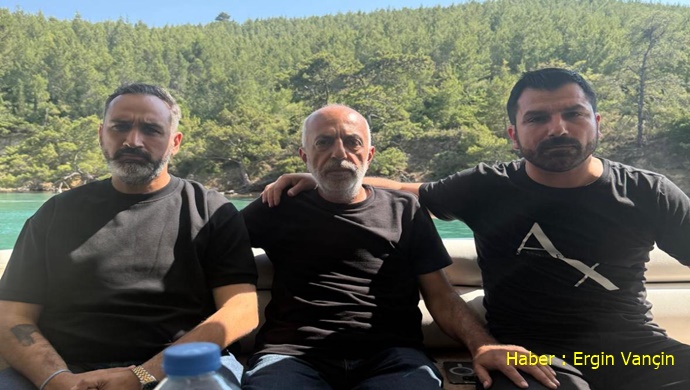 Bora Toprak Tahliyesinin Ardından İlk Kez Görüntülendi , Yanında Sürpriz Bir İsim Vardı