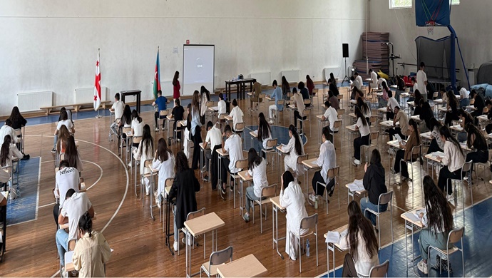 Gürcüstan Azərbaycanlılarının İnteqrasiya Mərkəzində sınaq imtahanı keçirilib