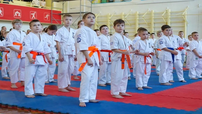 Birleşik Rusya, vatan uğruna şehit düşenlerin anısına Ulyanovsk’ta bir karate turnuvası düzenledi